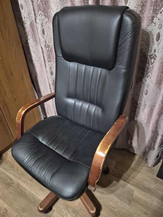 Кресло офисное, кресло руководителя