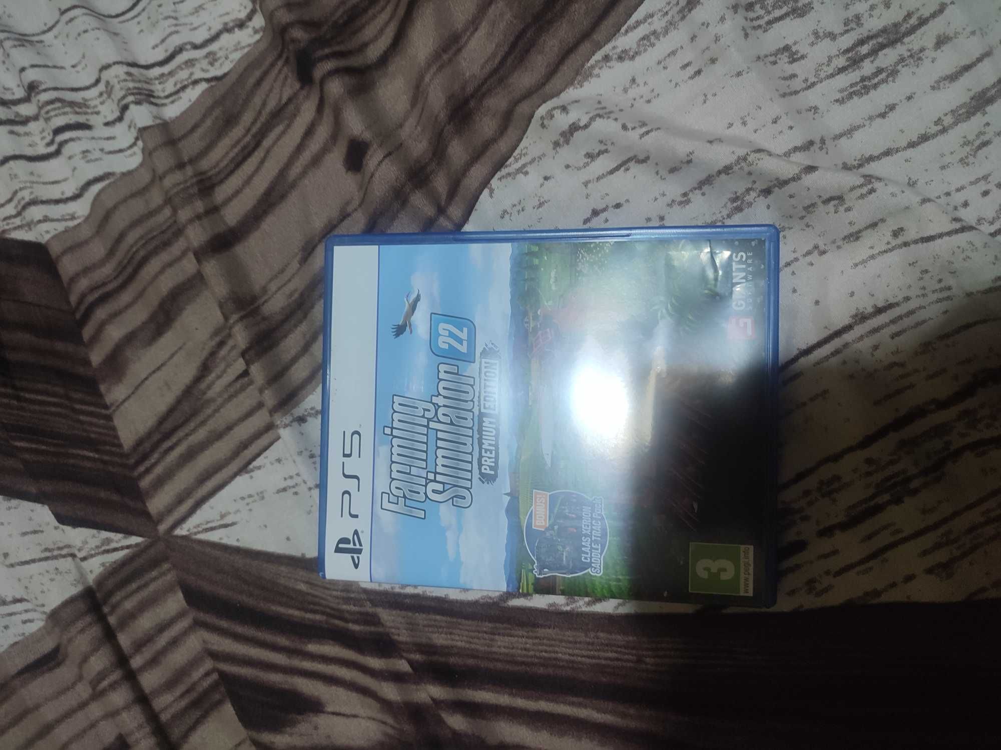 Продавам плейстейшън 5 с 4игри