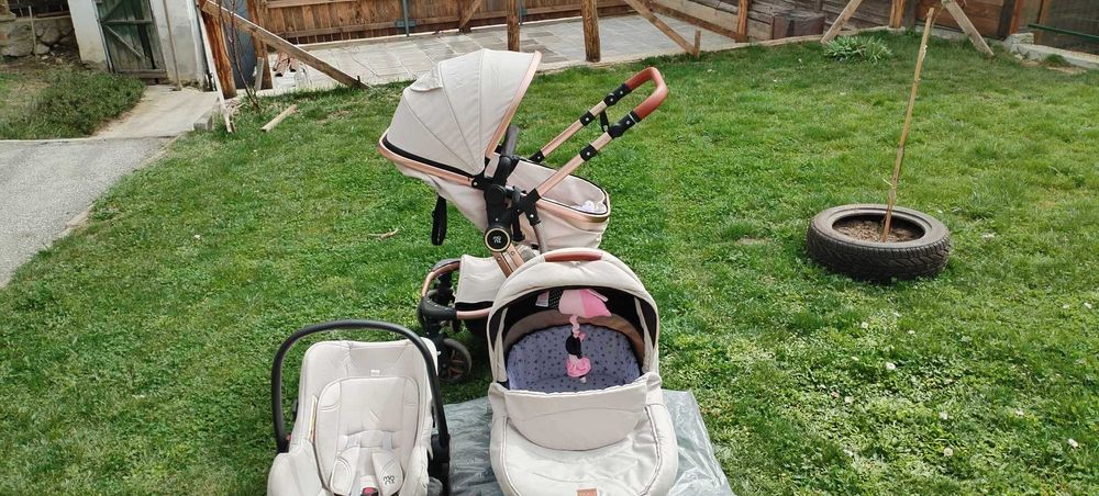 Количка Мони-Поли