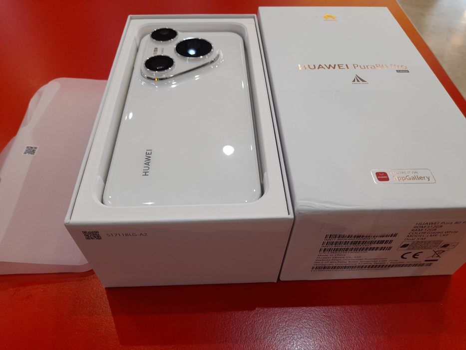 Vand /Schimb Huawei Pura 80 Pro model Glazed White 512 Gb 12 Gb ca nou