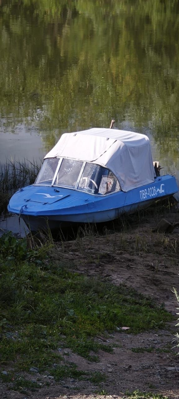 Продаётся лодка Обь-М с мотором Yamaha — 30 электро и ручной запуск