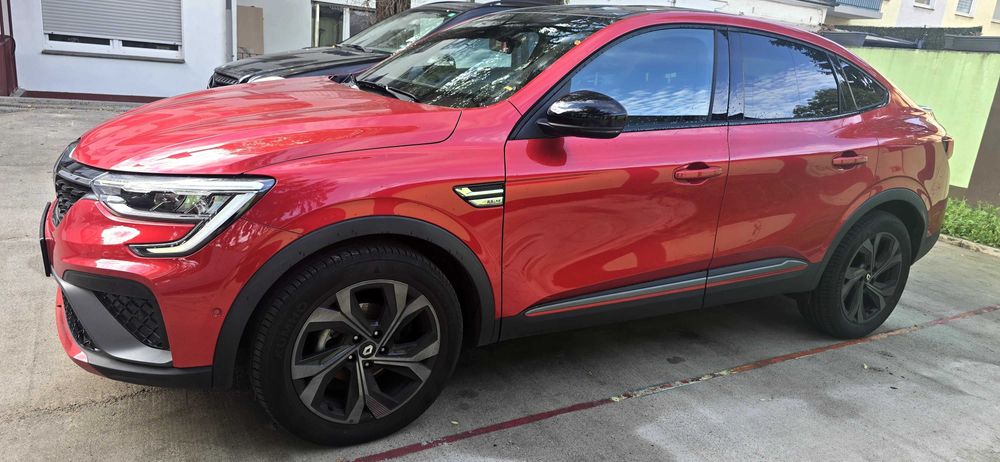 Autoturism Renault ARKANA