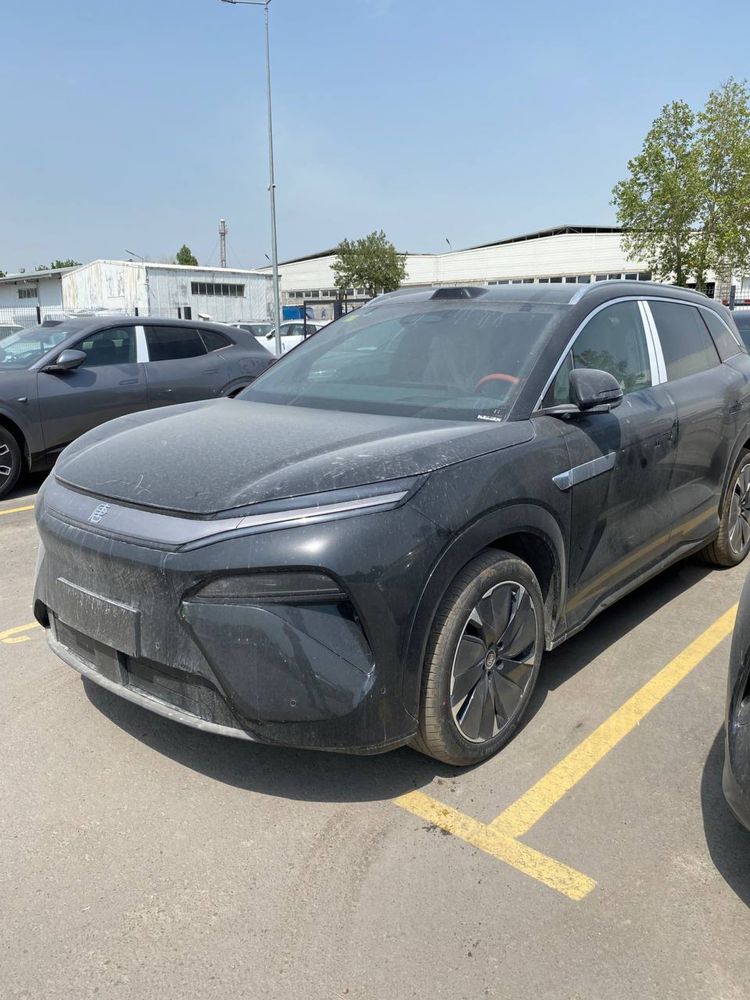 Срочно Продам Новый BYD Tang L 2025