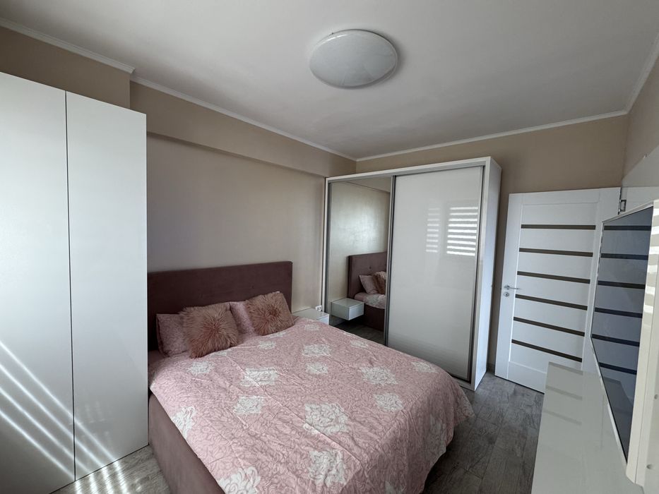 Chirie Mamaia - Lux cu vedere la mare