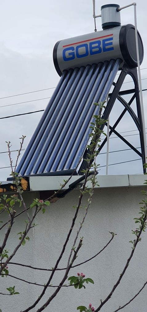 Tuburi Solare pentru instalatie nepresurizata si cadru metalic rezervo