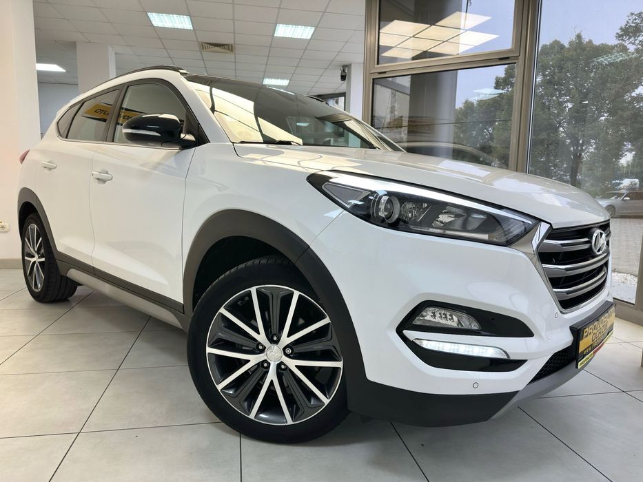 Hyundai Tucson II 2018/04-Panoramic-Gps Navi 3D-Cu Cash\Rate\Avans-0