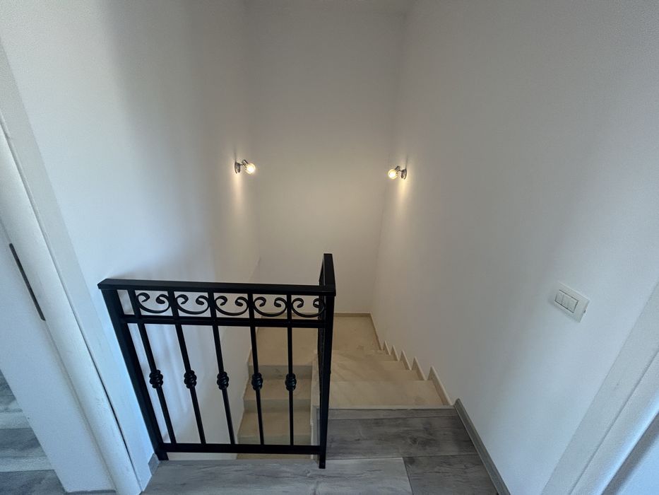 Dumbravita-case înșiruite-Mobilata-Utilată