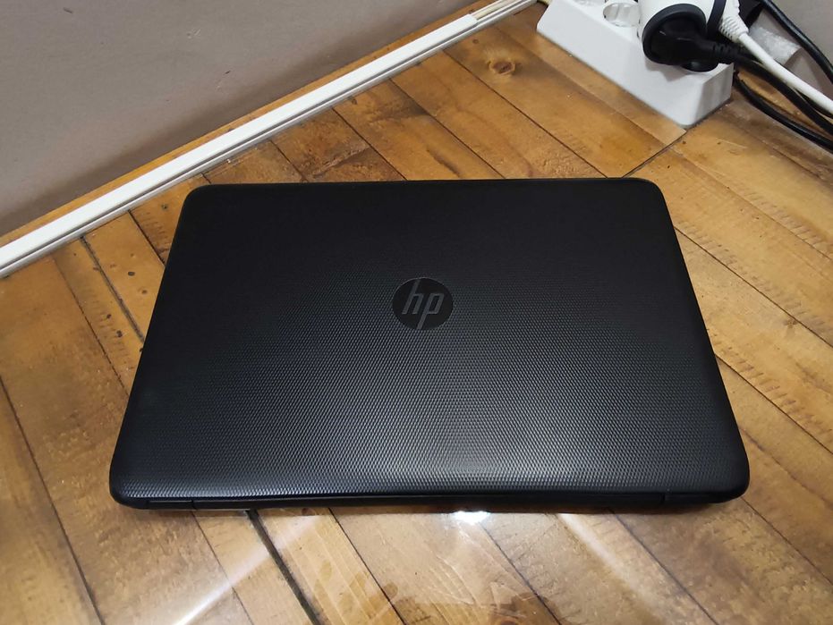 Лаптоп HP Notebook - 15-ac137ne  - i5 5200U / 15.6"