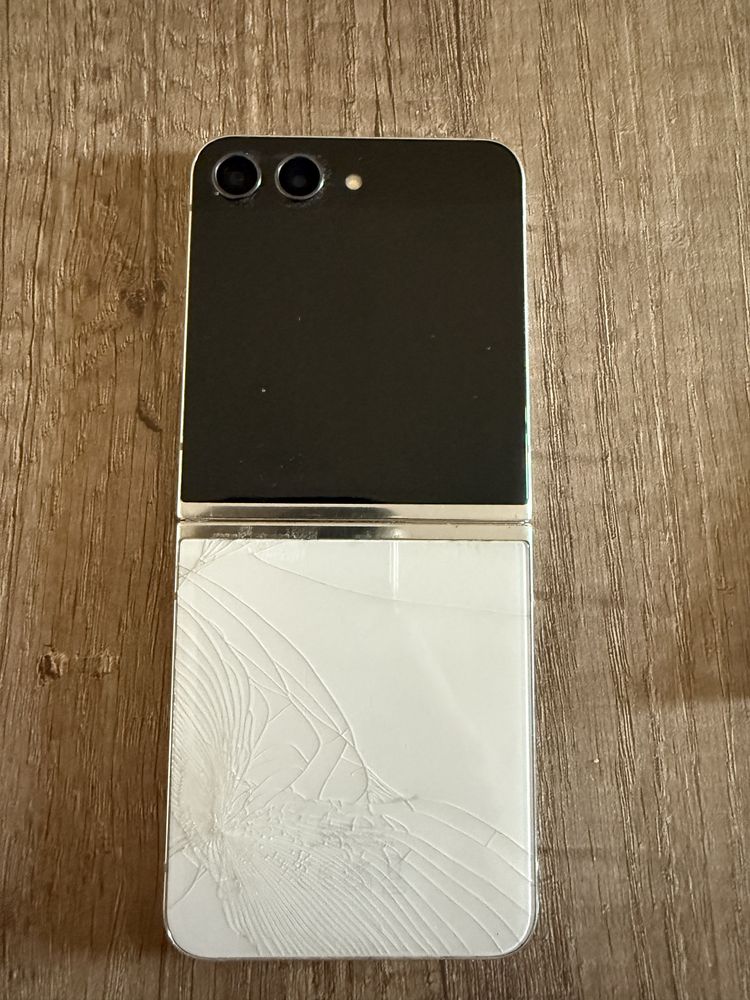 Samsung galaxy flip 512 gb