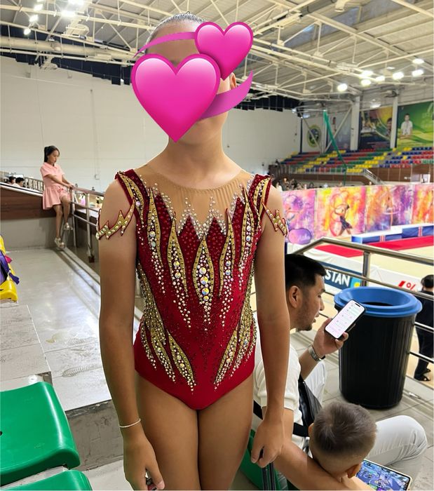 Купальник для художественной гимнастики