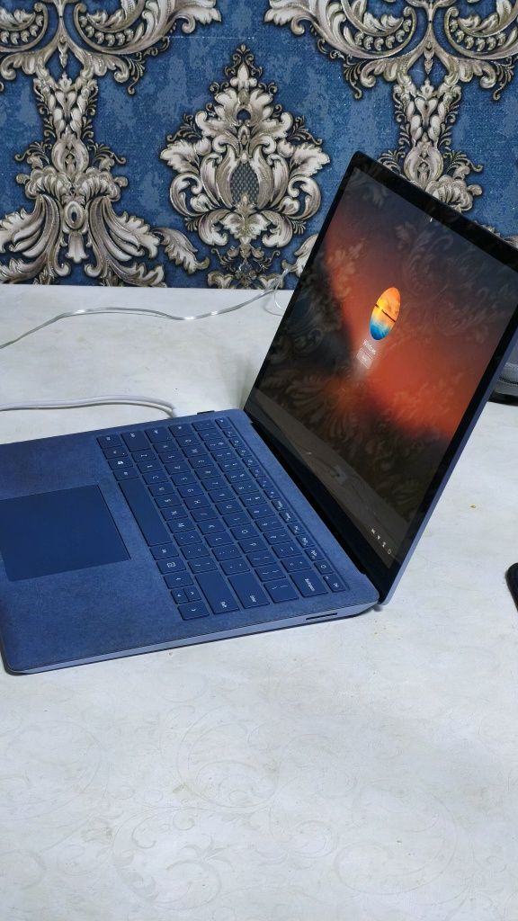 Ноутбук Microsoft surface 4