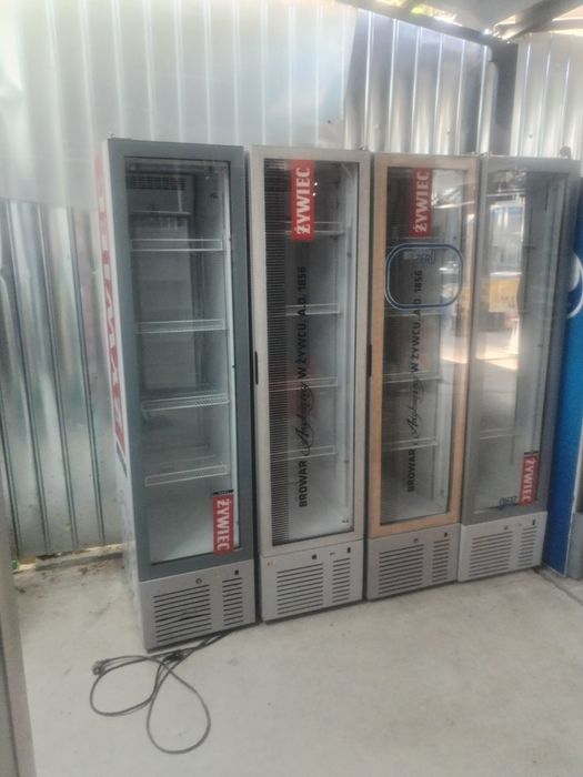 Vitrine frigorifice verticale /frigider /dozatoare /duble