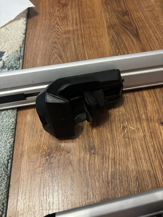 Thule Evo WingBar raised rail - bare auto transversale portbagaj