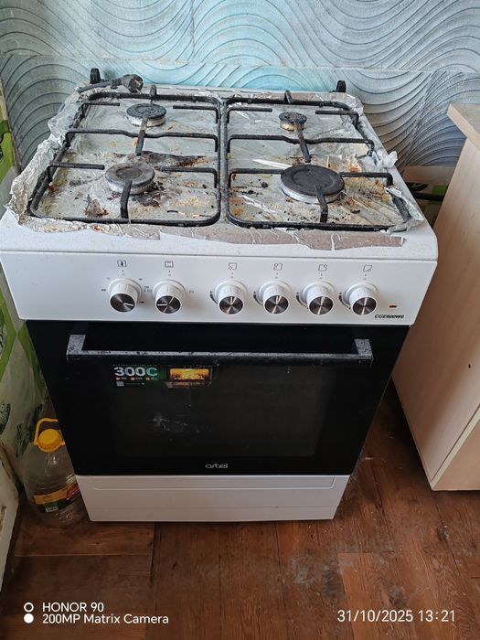 газ плита новый 1 ай ғана қолданылған