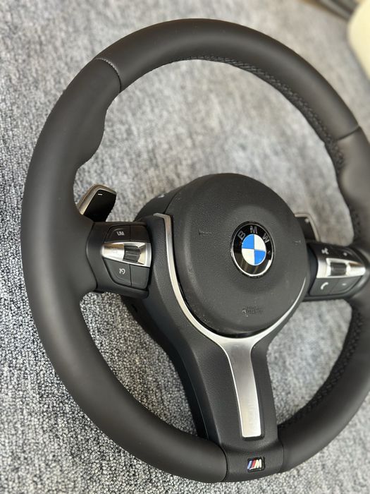 Volan M-pachet Bmw seria 3 F30 X3 F25 X5 F15 X6 F16 Vibratii Padele