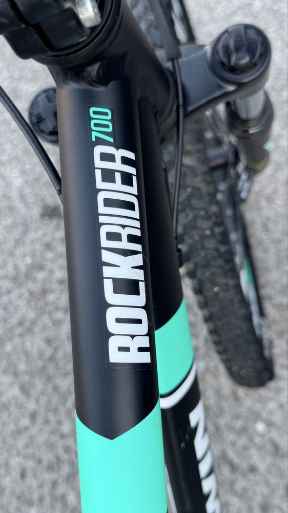 Bicicleta MTB B-twin Rockrider 700