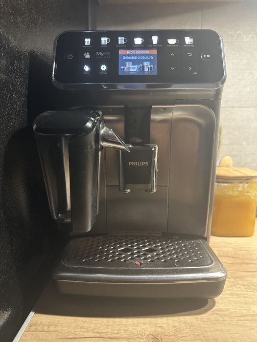 Espressor cafea Philips Latte Go Seria 5400