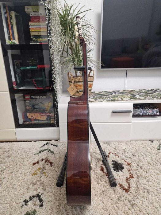 Vand chitara Kasuga G-312, cu defect.