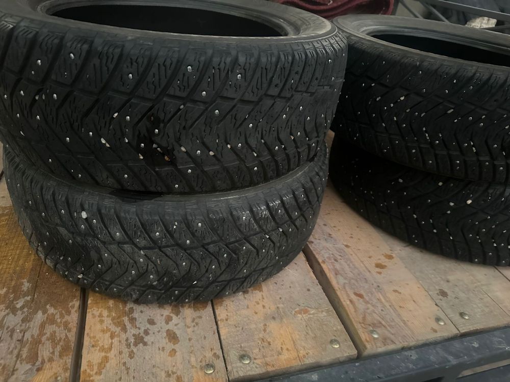 Зимние шины Yokohama Ice Guard IG65 (205/55 R16 94T) с шипами