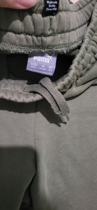 Pantaloni puma impecabili mar.152 50lei