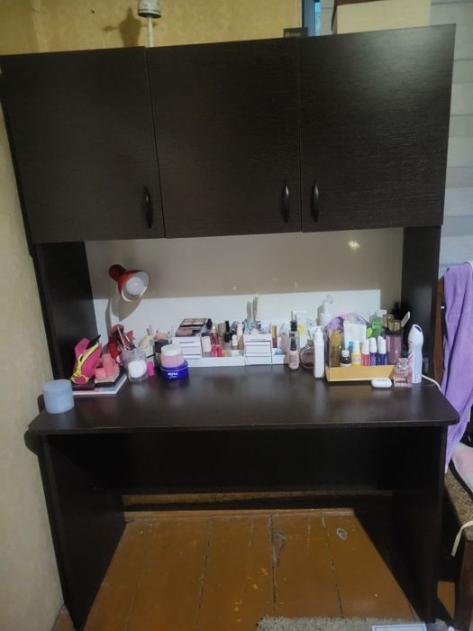 Письменный стол