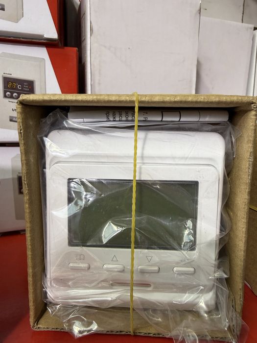 теплый пол, датчеклари ва бошка турдаги нарсала бор