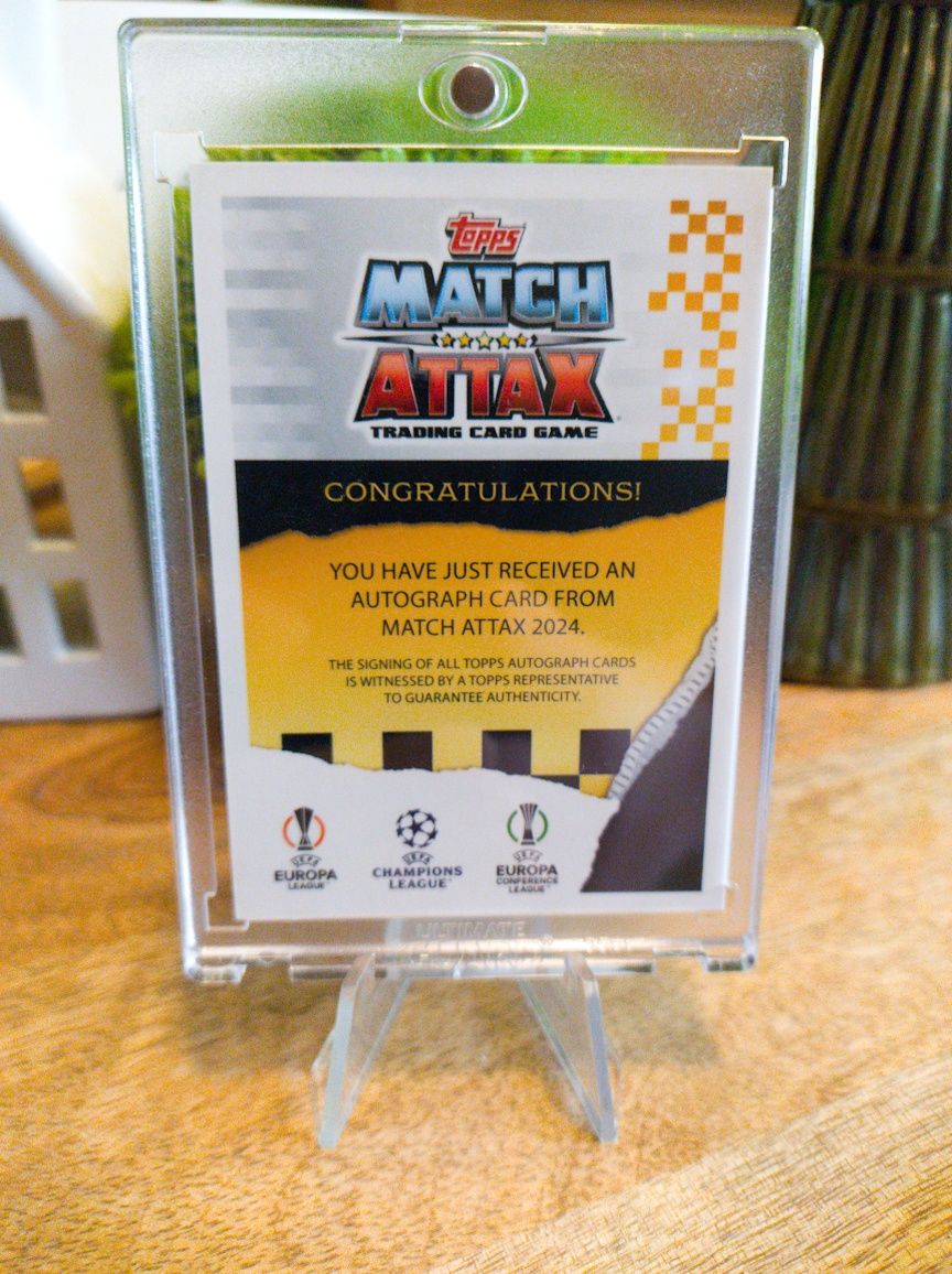 Genuine Autograph Match ATTAX