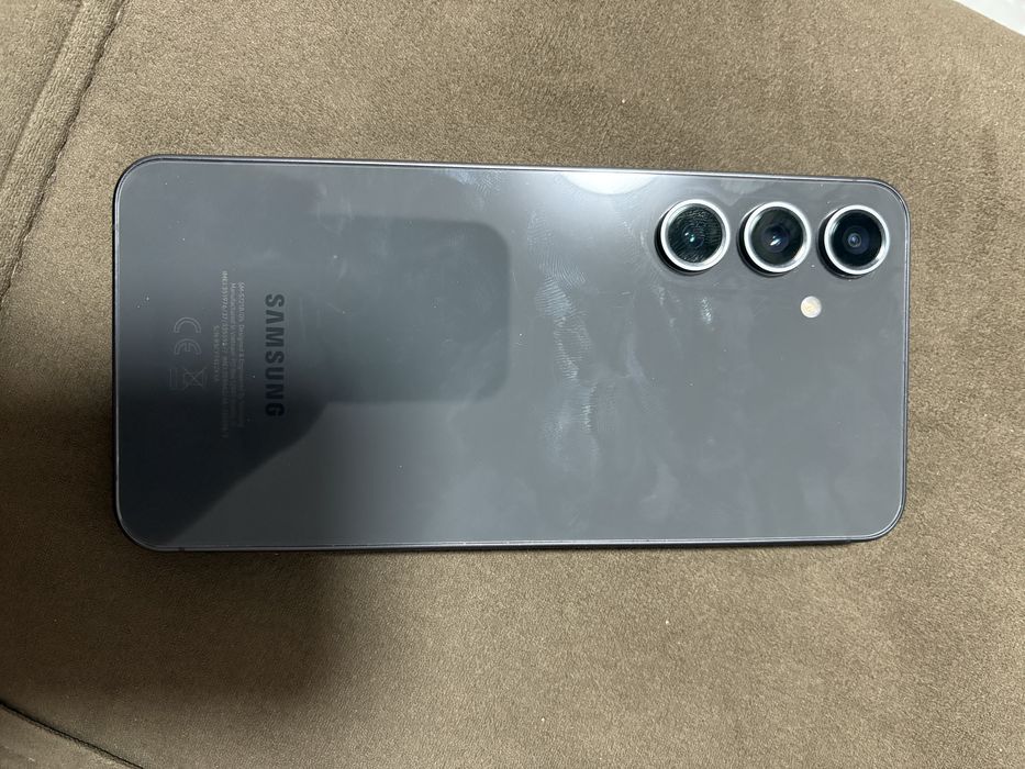 Samsung S24 FE 8/256