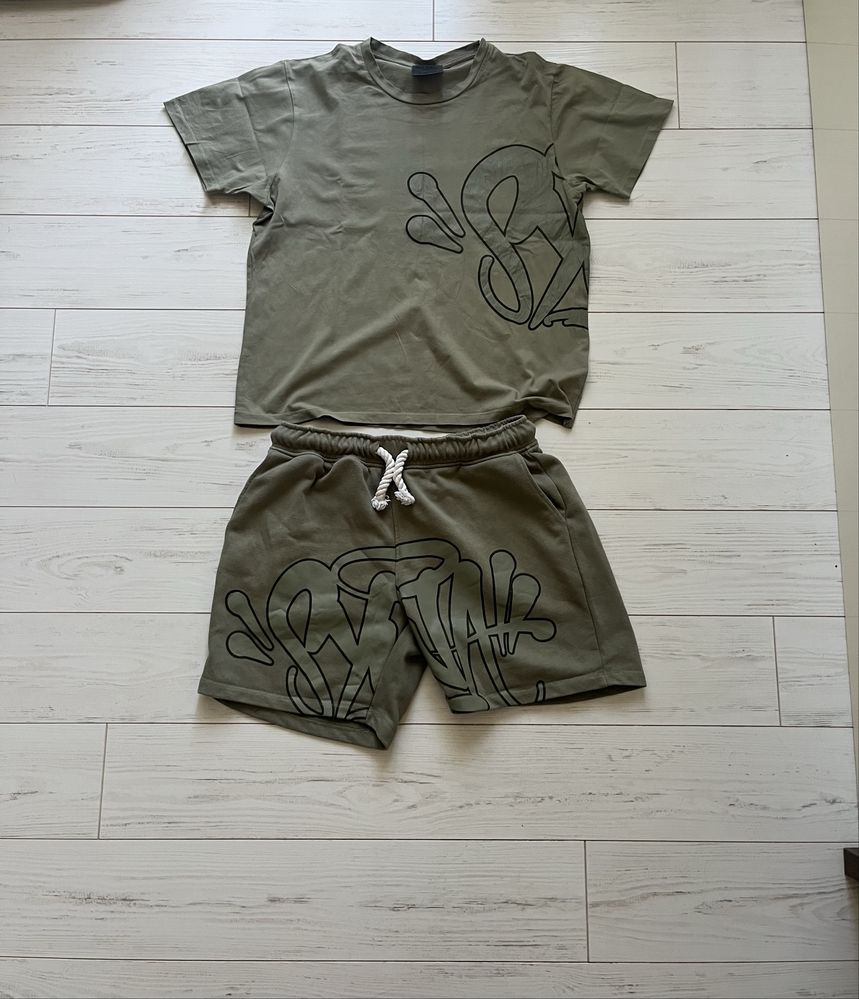 Syna world short set