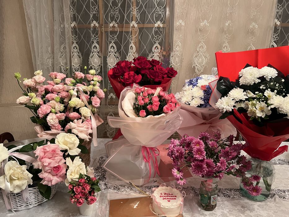 Цветы розы свежие !!!