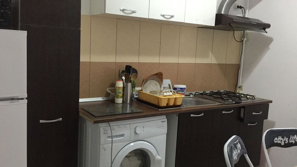 Închiriez apartament 2 cam