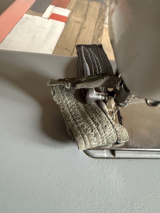 Masina cusut Pfaff 360