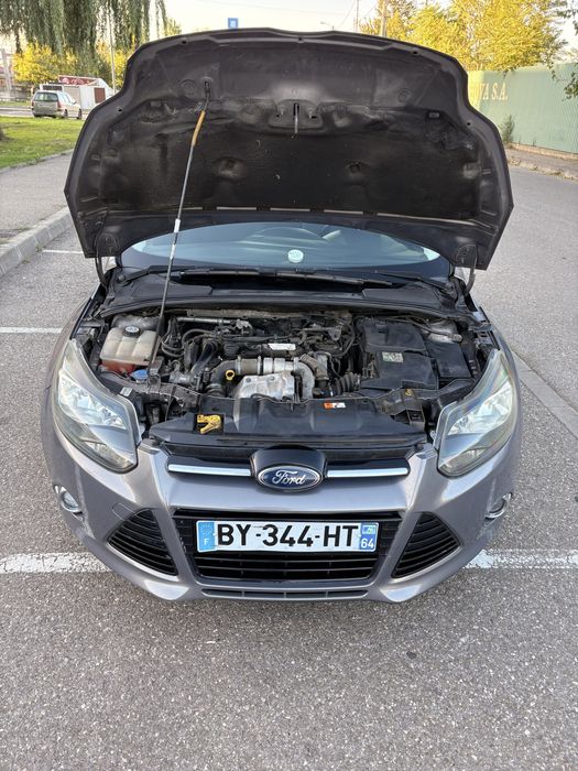 Ford Focus 3 Sedan  1.6 TDCI 95 CP  2011