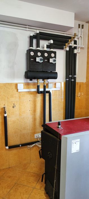 Instalator instalatii sanitare de incalzire și aer conditionat.