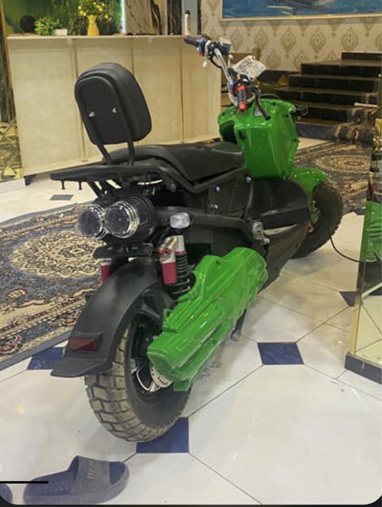 Tank skuter sotiladi holadi yaxwi skuterha malibu singnal qoyilgan