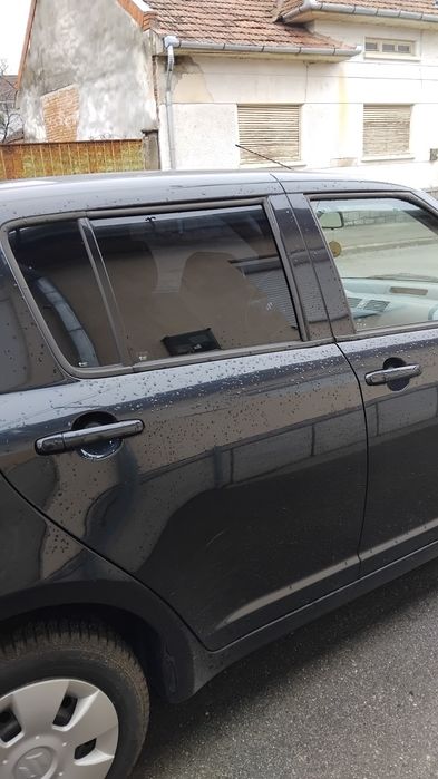 Suzuki swift  2010/ 40000 km reali