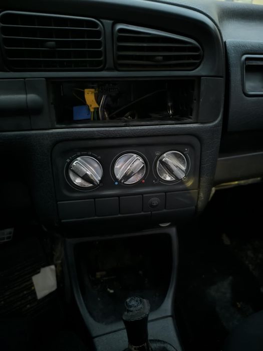 Vw Vento 1.8 mono