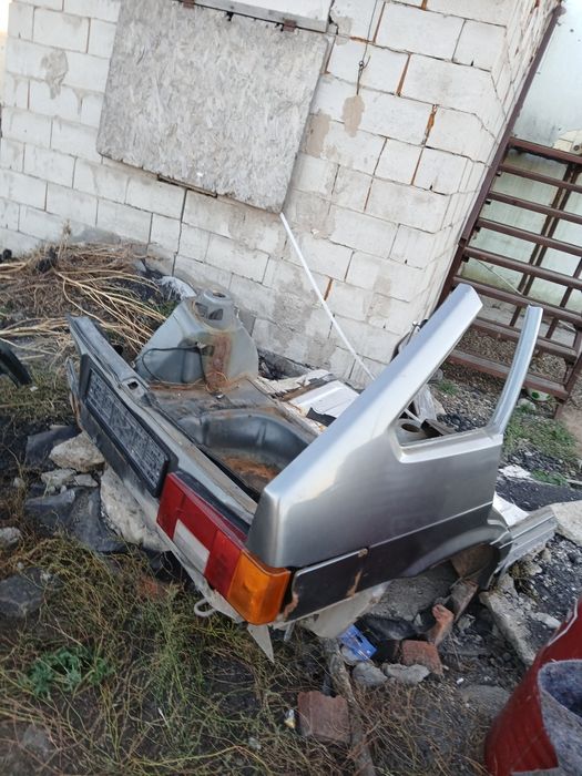 Заднее крыло, стаканы задняя часть 14