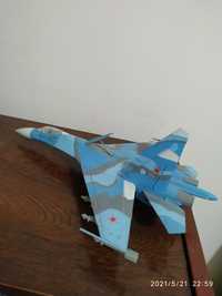 Продается модель самолета Су-35