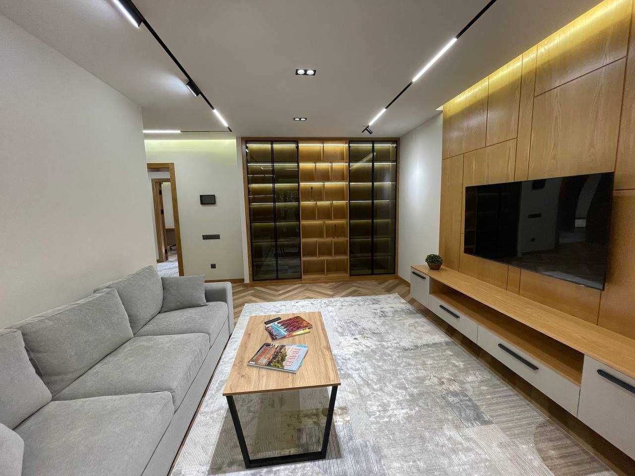 м.Космонавтов Ц-7 ЦУМ ул.Чимкент 4-комн 3/4 100 м² 2с/у ремонт меб/тех
