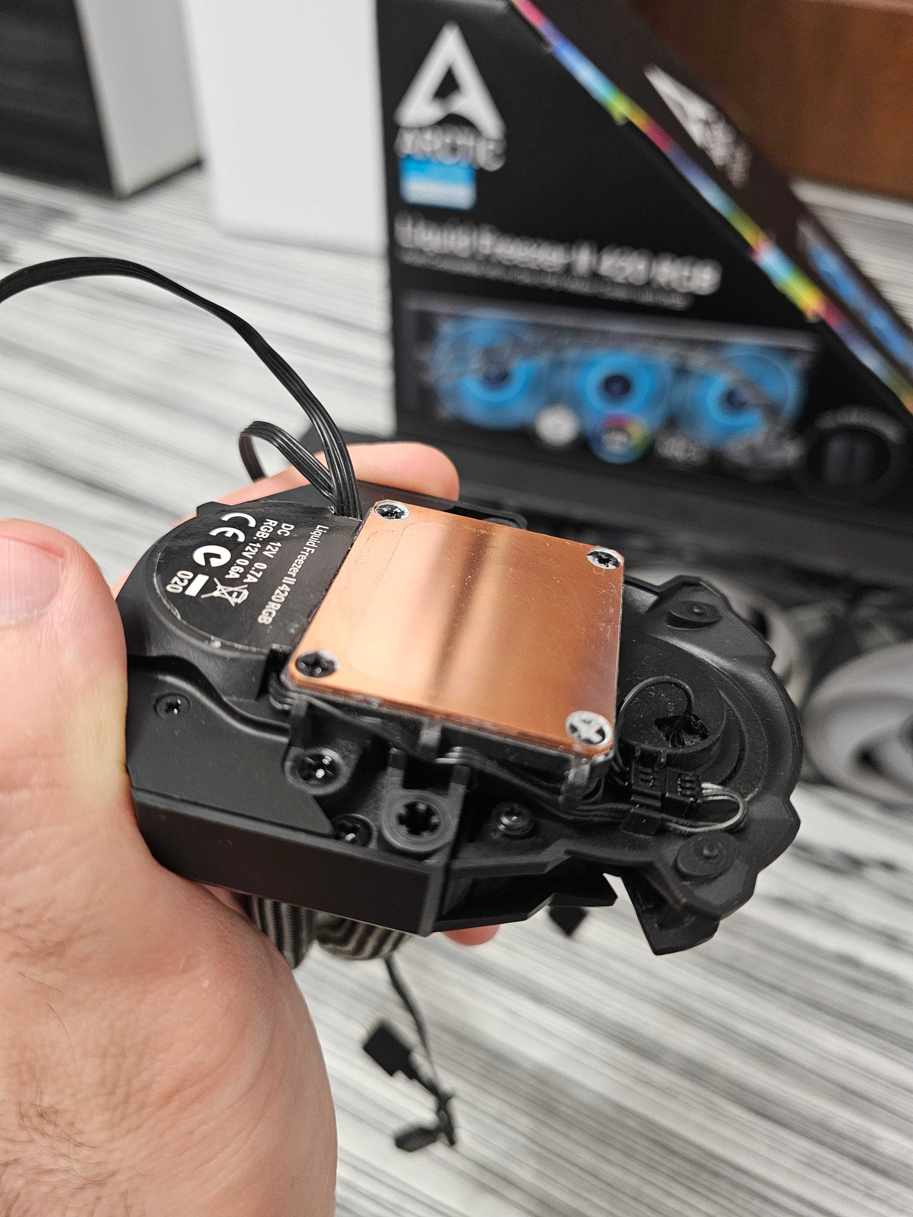 Cooler AIO ARCTIC Liquid Freezer II 420 RGB