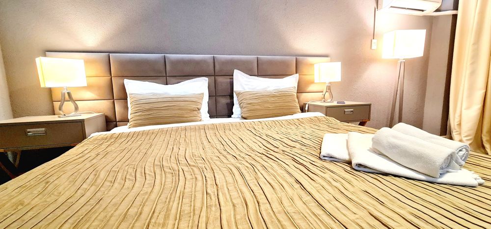 Cazare Lux Apartamente Noi 1, 2, 3 camere Centru Iasi, Palas