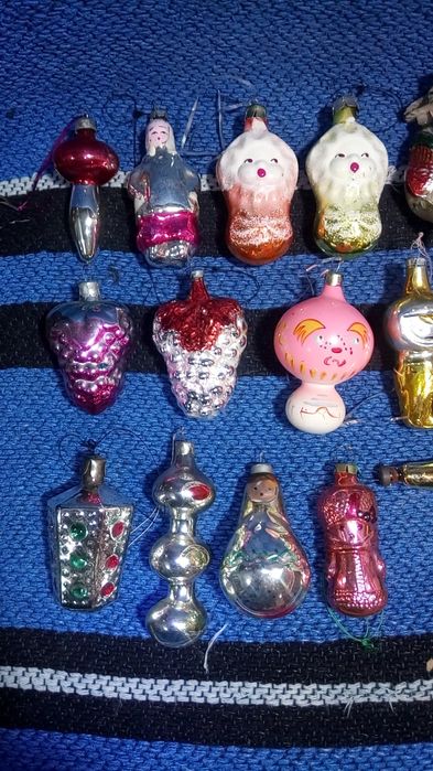 Новогодние игрушки.