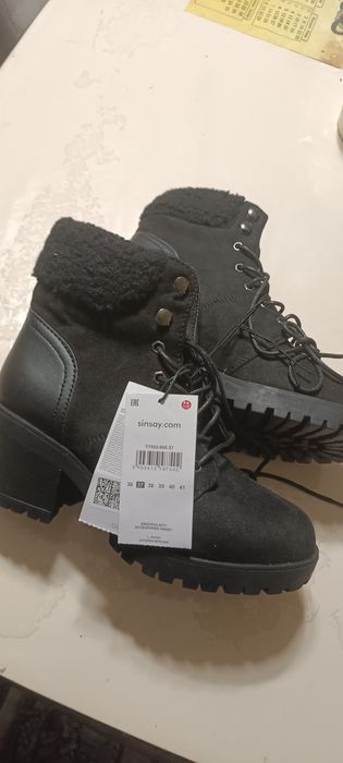 Женские сапожки  новые