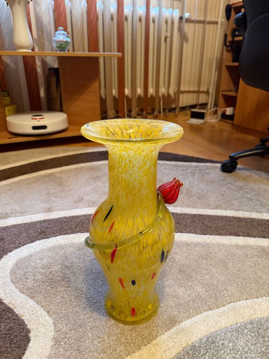 Vand vaza pentru decor