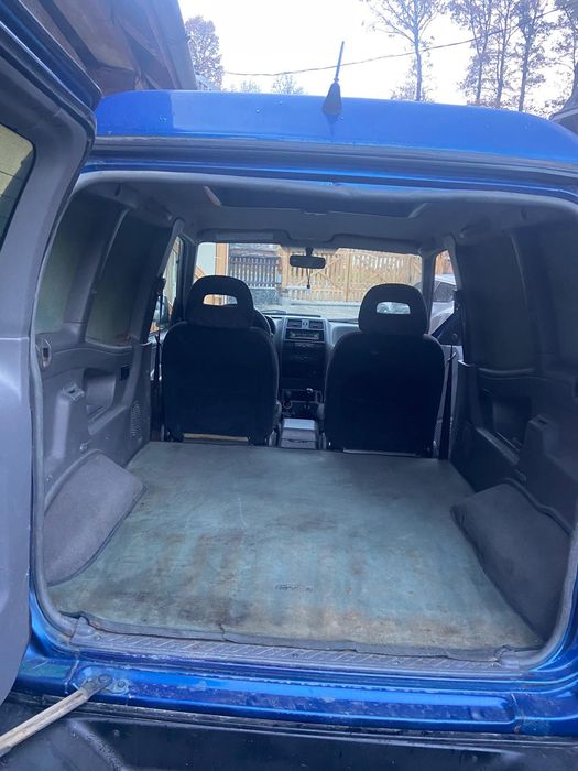 Vând Nissan terano 2