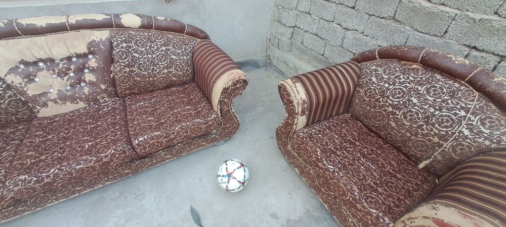 Диван два кресло