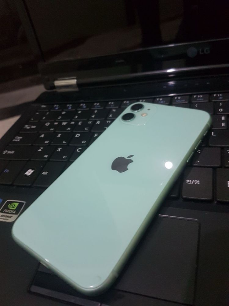 Iphone 11  Green 64gb LLA