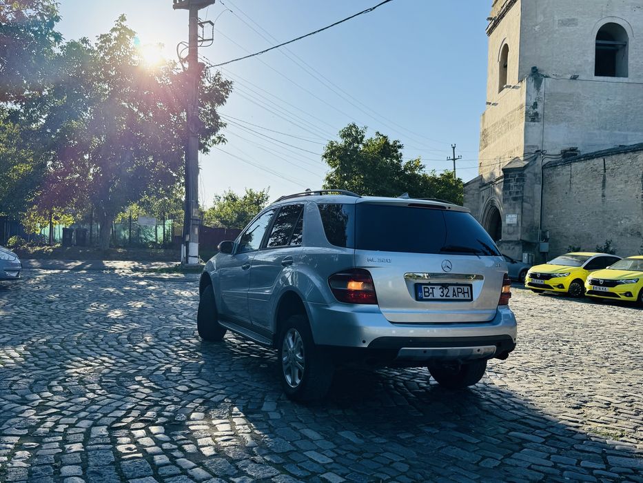 Vânb Mercedes ML 320 autoutilitara