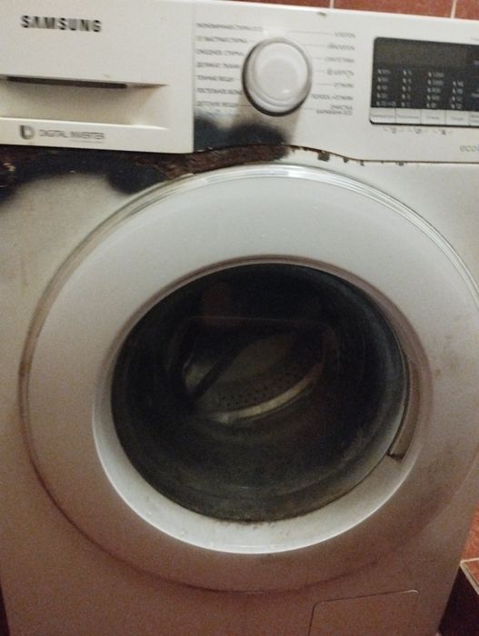 Продам стиральную машинку на зап.части